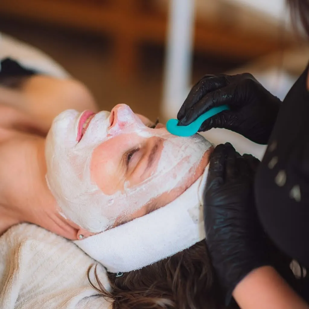 Release Peeling hos VIDA Skønhedsklinik i Aalborg